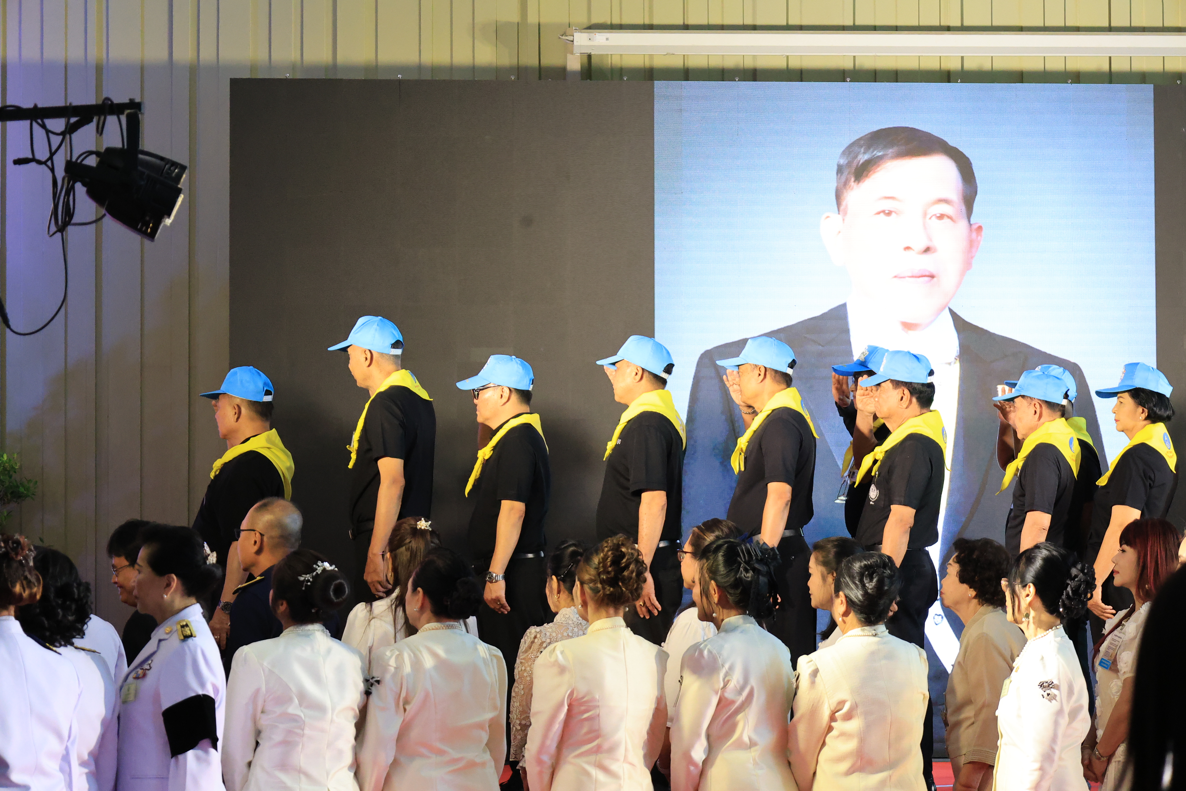 title - ส.ป.ก. ร่วมจัดงานนิทรรศการเฉลิมพระเกียรติพระบาทสมเด็จพระเจ้าอยู่หัว เนื่องในโอกาสมหามงคลเฉลิมพระชนมพรรษา 74 พรรษา 28 กรกฎาคม 2569 “ตามรอยเบื้องพระยุคลบาท น้อมสํานึกในพระมหากรุณาธิคุณ”